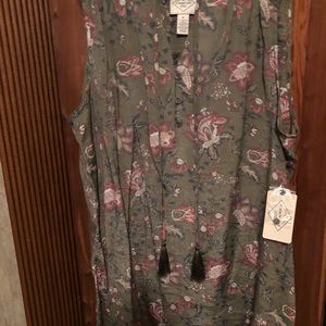 St. John’s Bay sleeveless blouse